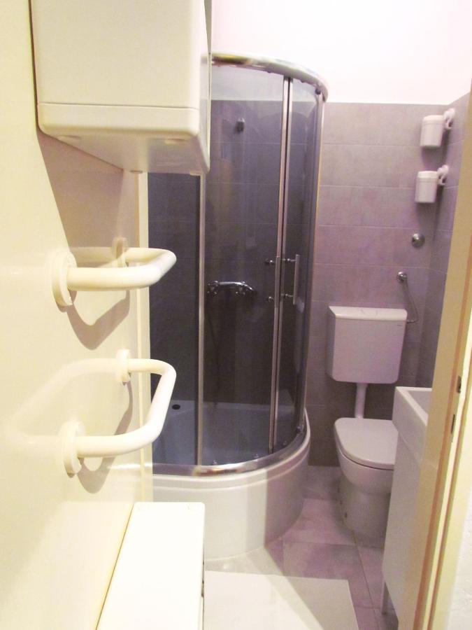 PUY Center Studio Apartment מראה חיצוני תמונה